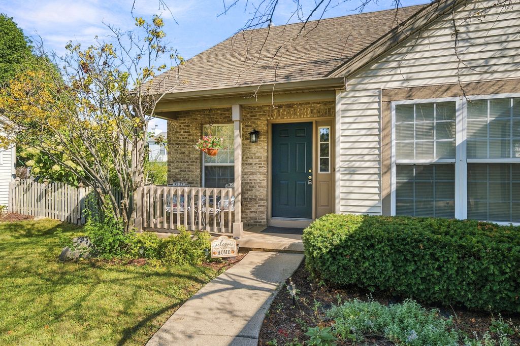 5303 Floralwood Court, Plainfield, IL 60586 — photo 3