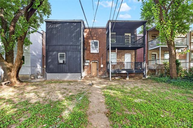 4726 S Grand Boulevard, St Louis, MO 63111