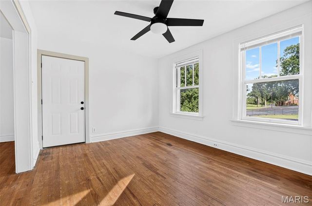 4726 S Grand Boulevard, St Louis, MO 63111