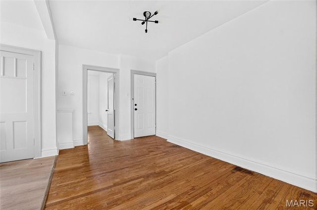4726 S Grand Boulevard, St Louis, MO 63111