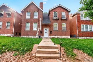 4726 S Grand Boulevard, St Louis, MO 63111