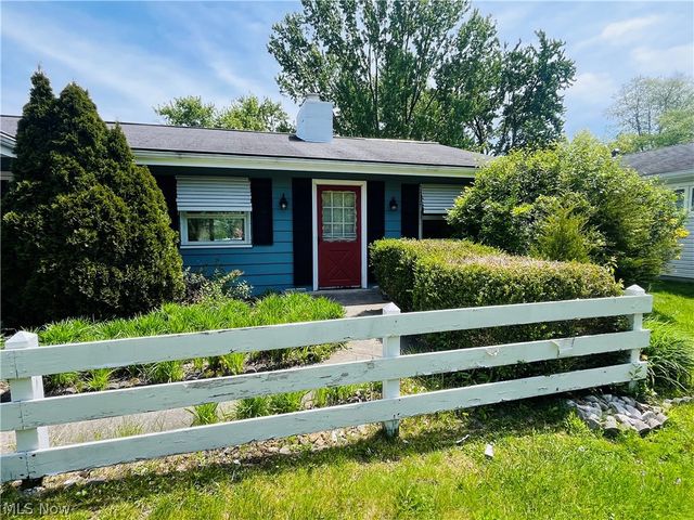723 Trotter Lane, Berea, OH 44017