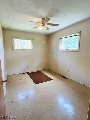 723 Trotter Lane, Berea, OH 44017