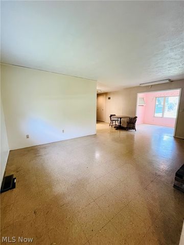 723 Trotter Lane, Berea, OH 44017