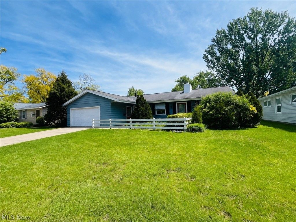 723 Trotter Lane, Berea, OH 44017