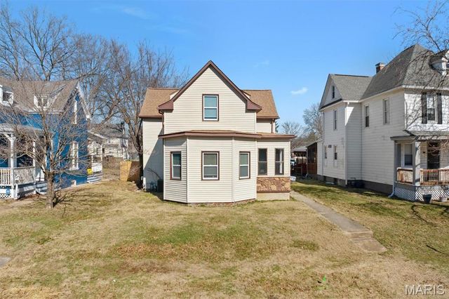 313 Wabash Avenue, Belleville, IL 62220