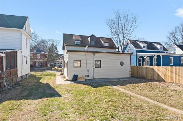 313 Wabash Avenue, Belleville, IL 62220