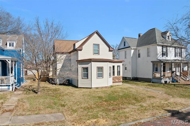 313 Wabash Avenue, Belleville, IL 62220