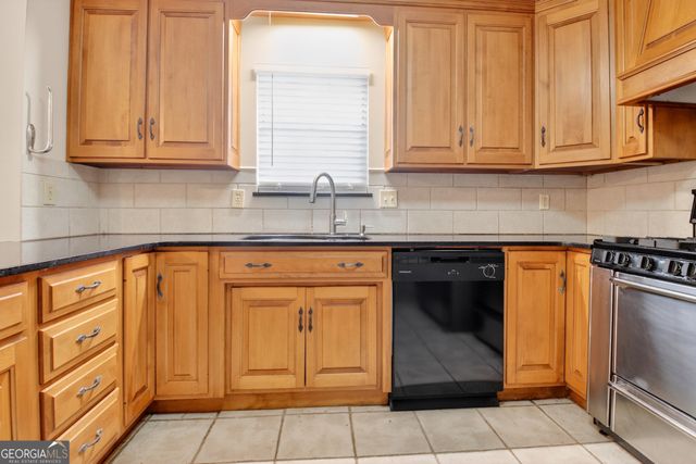 160 Braelinn Court, Peachtree City, GA 30269