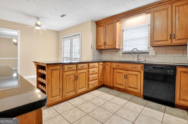 160 Braelinn Court, Peachtree City, GA 30269