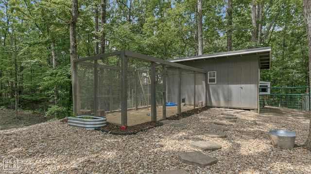 121 County Road 465, Jonesboro, AR 72404