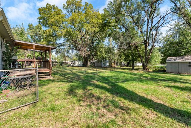 6148 S Laura St, Wichita, KS 67216