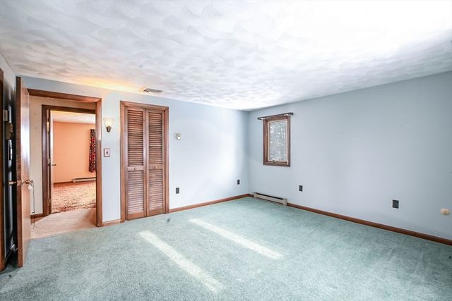 220 Mount Vernon St, New Bedford, MA 02740