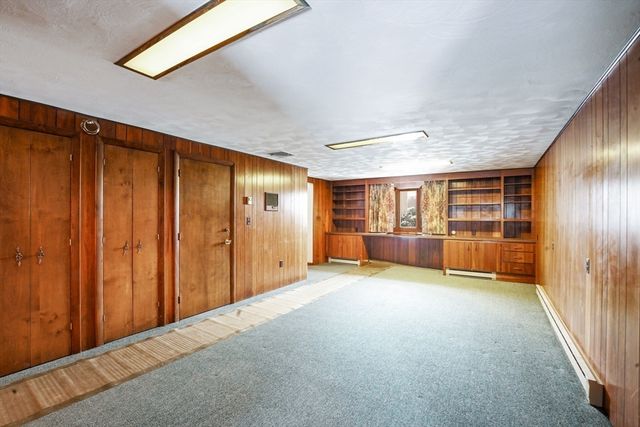 220 Mount Vernon St, New Bedford, MA 02740