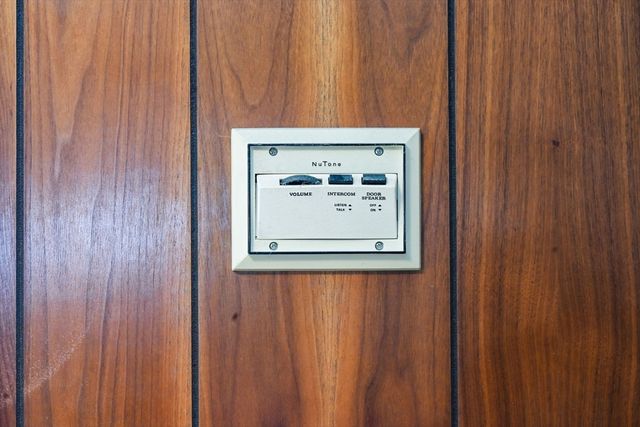 220 Mount Vernon St, New Bedford, MA 02740