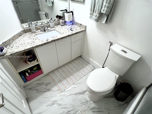 1107 Fairfield Meadows Dr, Weston, FL 33327