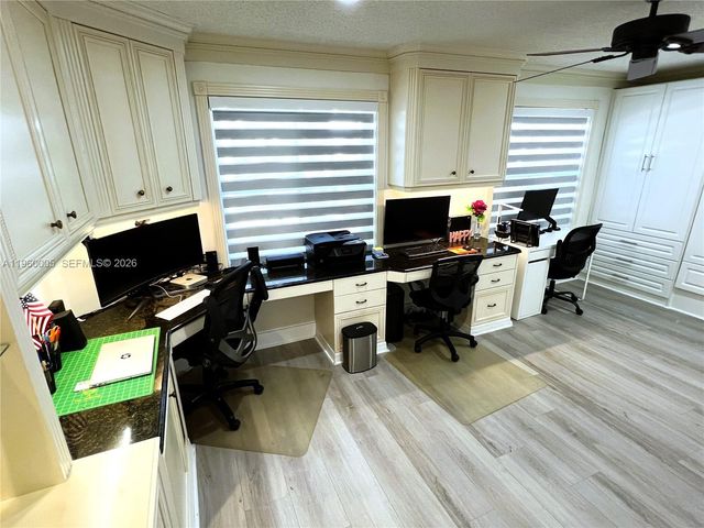 1107 Fairfield Meadows Dr, Weston, FL 33327