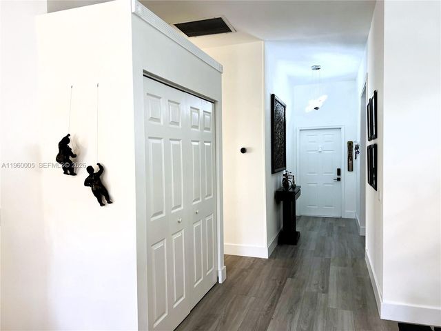 1107 Fairfield Meadows Dr, Weston, FL 33327