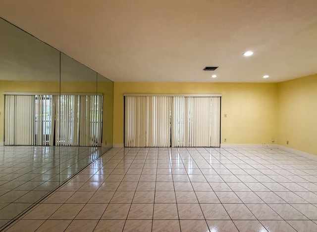 4567 NW 90th Avenue, Sunrise, FL 33351