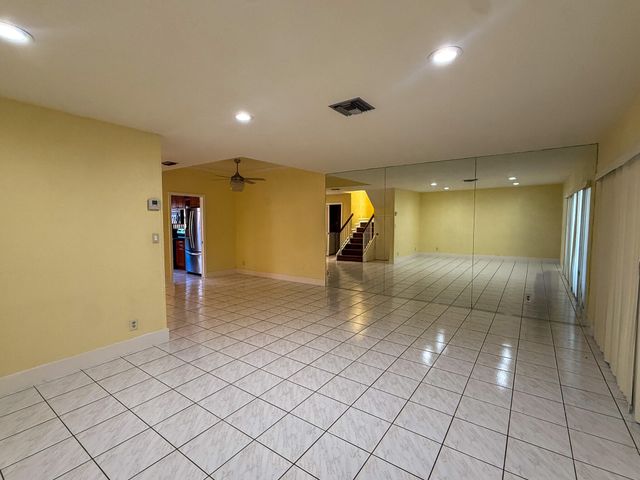 4567 NW 90th Avenue, Sunrise, FL 33351
