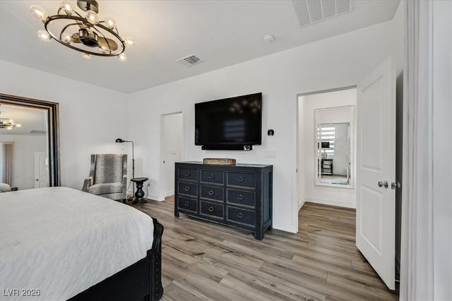 7196 DEER COVE Court, Las Vegas, NV 89113