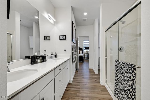 7196 DEER COVE Court, Las Vegas, NV 89113