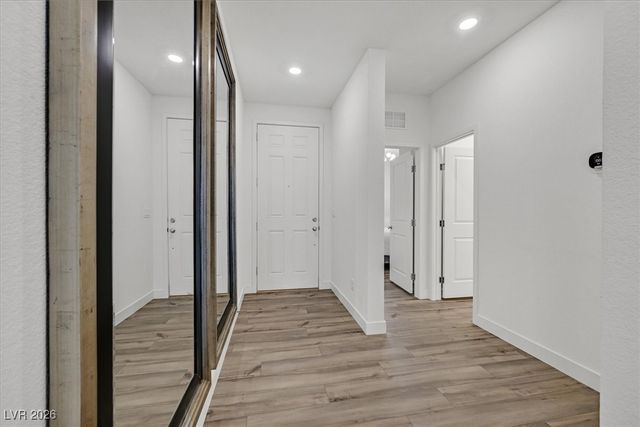 7196 DEER COVE Court, Las Vegas, NV 89113