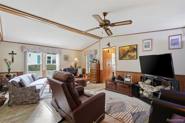 2689 Chickadee Street, Rochester Hills, MI 48309