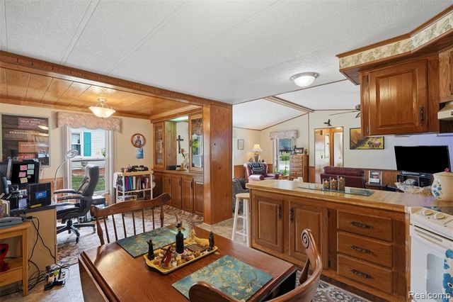 2689 Chickadee Street, Rochester Hills, MI 48309