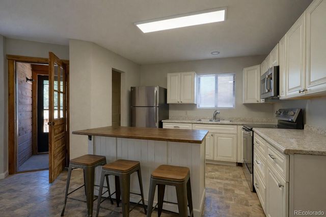 968 Chickasaw Drive, Walsenburg, CO 81089