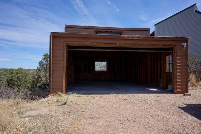 968 Chickasaw Drive, Walsenburg, CO 81089