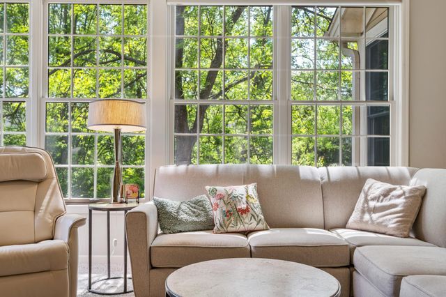 536 Newman Trail, Stillwater, MN 55082