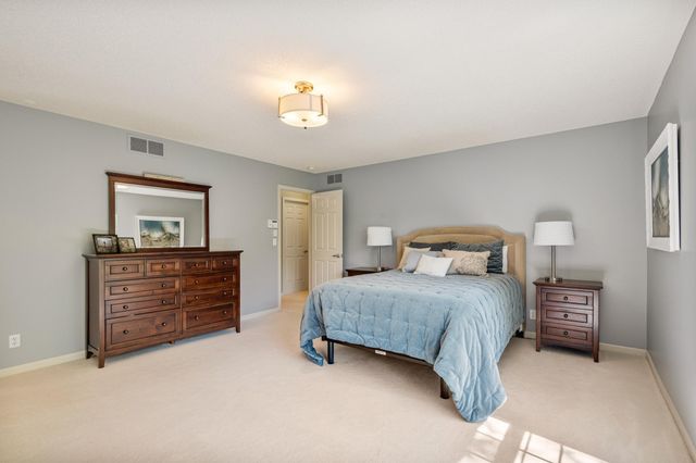 536 Newman Trail, Stillwater, MN 55082