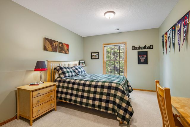 536 Newman Trail, Stillwater, MN 55082