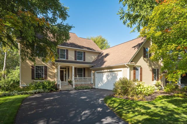 536 Newman Trail, Stillwater, MN 55082