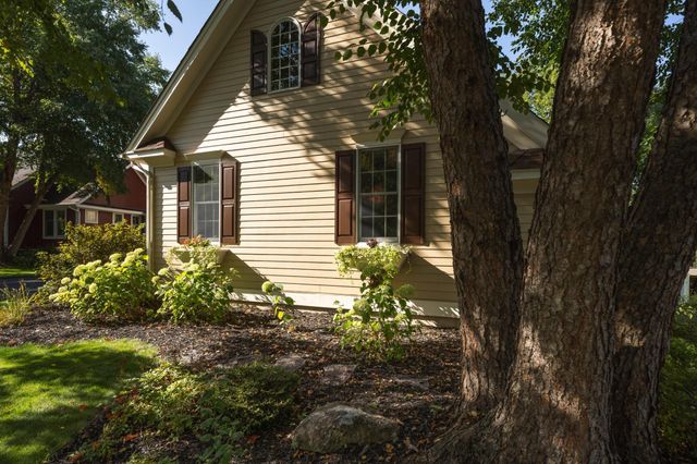 536 Newman Trail, Stillwater, MN 55082