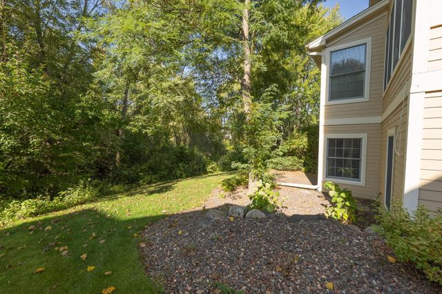 536 Newman Trail, Stillwater, MN 55082