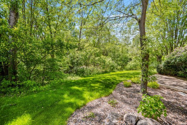 536 Newman Trail, Stillwater, MN 55082