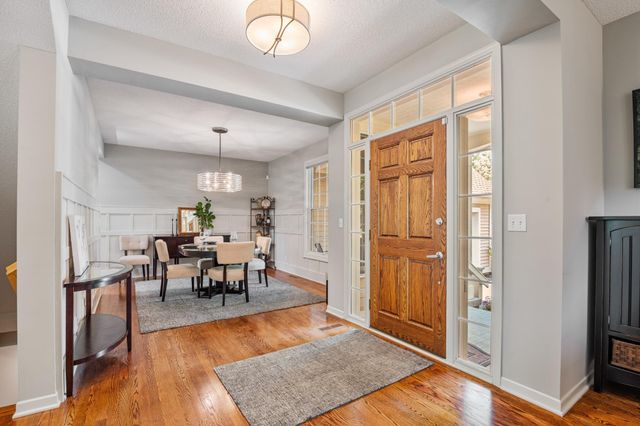 536 Newman Trail, Stillwater, MN 55082