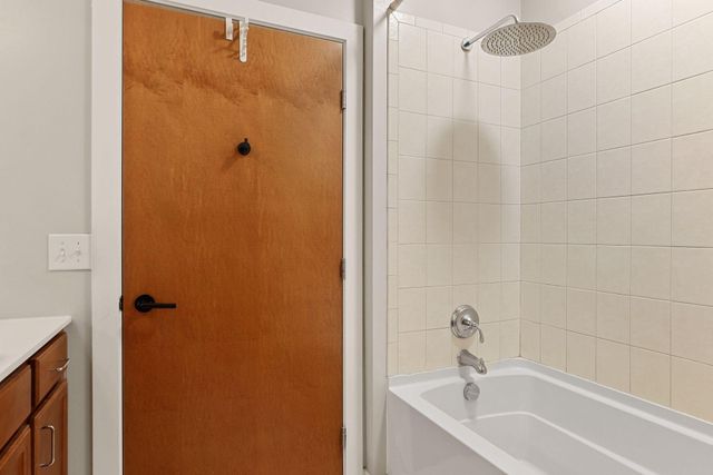 15 E Franklin Avenue 309, Minneapolis, MN 55404