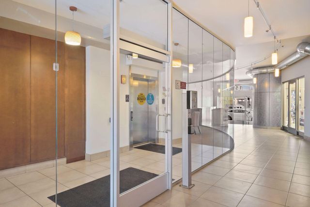 15 E Franklin Avenue 309, Minneapolis, MN 55404