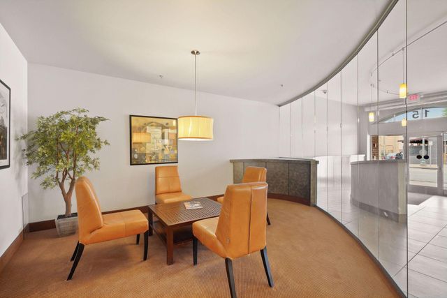 15 E Franklin Avenue 309, Minneapolis, MN 55404