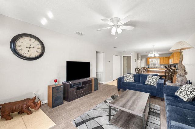 3630 NE 8TH PLACE 304, Ocala, FL 34470