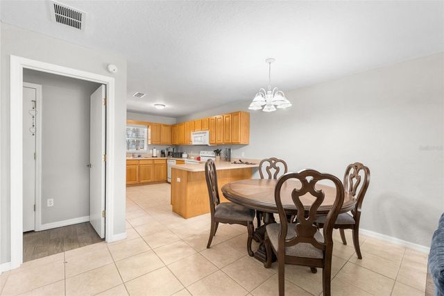 3630 NE 8TH PLACE 304, Ocala, FL 34470