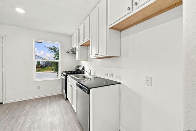 14450 Source, San Antonio, TX 78223