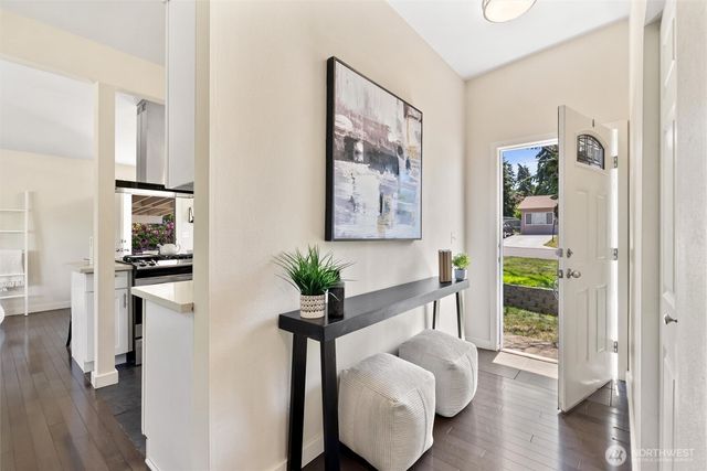 440 S 304th Street, Federal Way, WA 98003