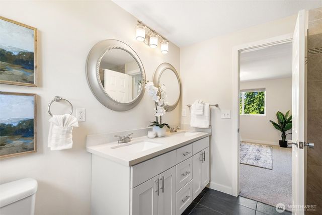 440 S 304th Street, Federal Way, WA 98003