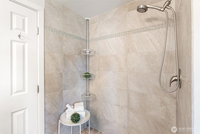 440 S 304th Street, Federal Way, WA 98003