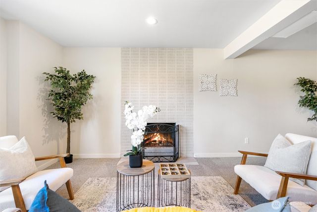 440 S 304th Street, Federal Way, WA 98003