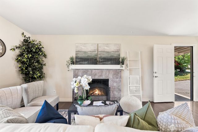 440 S 304th Street, Federal Way, WA 98003